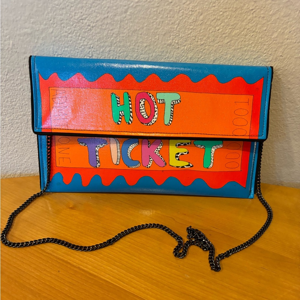Like new Kent Stetson “Hot Ticket” bag
